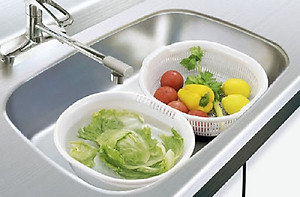 Chậu lót Oval Sanada Seiko 5.3L có tay cầm và lỗ thoát nước tiện dụng - Hàng nội địa Nhật Bản.