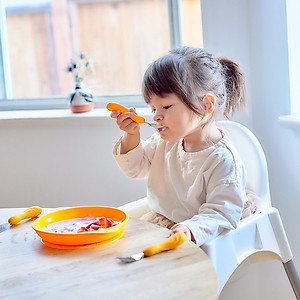 Bộ thìa nĩa ăn dặm cho bé Easy Grip Marcus & Marcus, từ 3 tuổi