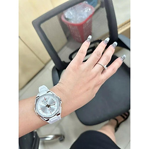 Đồng Hồ Nữ Dây Nhựa Casio Standard LWA-300H-7EVDF Chính Hãng - LWA-300H-7E Gờ Kim Loại