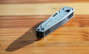 Dụng cụ cầm tay đa năng Leatherman Free T2 (8 tools)