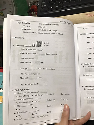 Bài tập tuần tiếng anh 3 tập một 