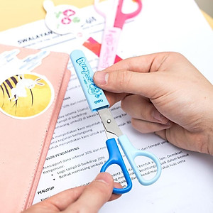 Kéo Thủ Công Nhỏ 121mm - Deli 6021 - Màu Xanh