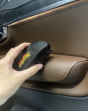 Meguiar's Bàn chải vệ sinh nội thất xe hơi - MGBR018