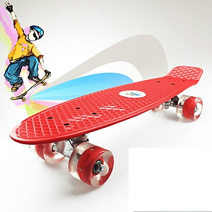 Ván Trượt Skateboard Penny Có Đèn Led Trục Kim Loại To (Giao Màu Ngẫu Nhiên)