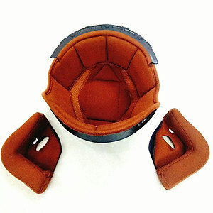 Lót nón bảo hiểm 3/4 Royal M139 gồm 1 lót và 2 ốp tai phiên bản mới