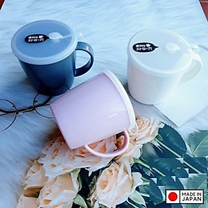 Cốc nhựa Yamada 300ml có nắp mềm đậy hạn chế bụi bẩn lọt vào - nội địa Nhật Bản