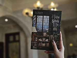 Hiệu Sách Ma Mị