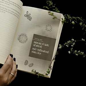 Sách Loài Người Có Gì Ngoài Tinh Khôn?