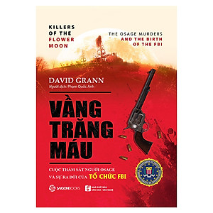 Vầng Trăng Máu -  những trang lịch sử đã bị xé nát một cách thô bạo, những con người vô tội bị đẩy ra bên rìa xã hội