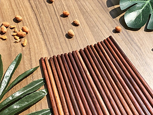 Bộ 10 đôi đũa gỗ trắc DandiHome cao cấp
