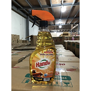 Nước lau kính hương quế 680ml