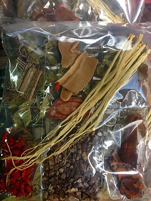 Đặc Sản Kon Tum - (Được Xem Hàng) Amakong  chính hiệu đóng Gói 1Kg Hút Chân Không - OCOP 3 Sao