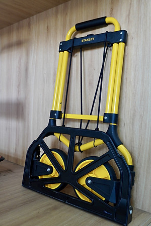 Xe Đẩy Tay 2 Bánh Cao Cấp Có Thể Gấp Gọn Stanley FT582