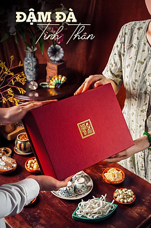 Đặc Sản Phan Thiết - Set 1 Giỏ Quà Đậm Đà Tình Thân Nước Mắm Tôm Biển Bình Gốm Đỏ 60N Và Cá Cơm Ruột Đỏ Bình Gốm Vàng 60N