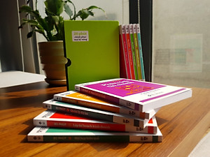 Combo Harvard Business Review: HBR 20 phút (Kèm Box): Làm Chủ Thời Gian + Giải Quyết Mọi Việc + Thuyết Trình Hiệu Quả + Ủy Thác Công Việc + Phản Hồi Hiệu Quả + Hội Họp Hiệu Quả + Phân Tích Tài Chính + Lập Kế Hoạch Kinh Doanh + Quản Lý Dự Án + Quản Lý Sếp