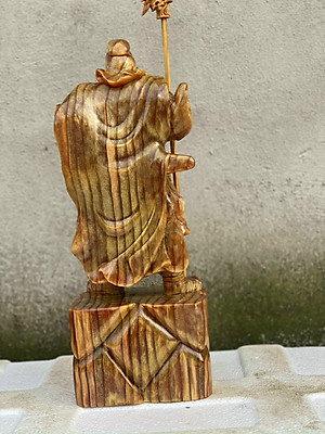 Tượng quan công gỗ huyết long kt cao 20