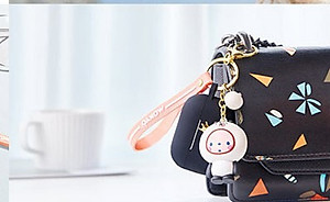 Ốp Dành Cho AirPods Pro ESR Bounce Series Dễ Thương Với Móc Khóa Gấu- Hàng Chính Hãng