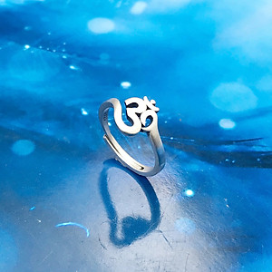 Nhẫn Nữ Bạc Thái 925 Chữ Om Mani Padme Hum Bạc Hiểu Minh NU491