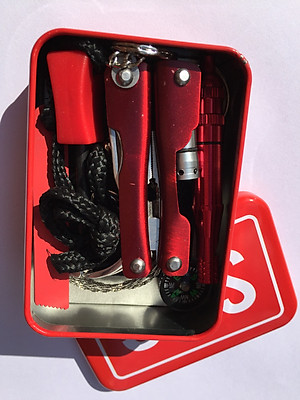  Bộ dụng cụ sinh tồn SOS hộp đỏ - Hàng chính hãng 