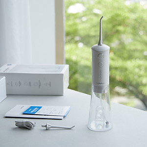 Máy Tăm Nước LocknLock ENR164WHT 300ml, Hàng Chính Hãng, 3 Chế Độ, Chống Nước IPX7 - JoyMall