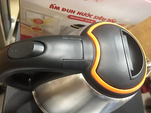 Ấm đun nước siêu tốc Điện Quang ĐQ EKT06 1518 BL (1500W, 1.8L, inox 201, nhựa PP màu đen) - Hàng chính hãng