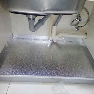 Cuộn Giấy Bạc Dán Bếp Cách Nhiệt, Miếng Decal Dán Tường Nhà Bếp Chống Thấm Bền Đẹp (Khổ 60cm)