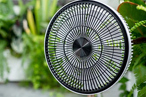 Quạt Tích Điện, Gấp Gọn Thương Hiệu Đức ELEGANT Có Remote Sử Dụng 8 Giờ, Sạc 2.5 Giờ Công Suất 14W - Hàng Chính Hãng