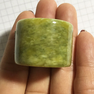 Nhẫn ngọc càn long cho nam loại vuông và dẹp đủ saize và đủ màu từ 1.9 cm đến 2.3 cm