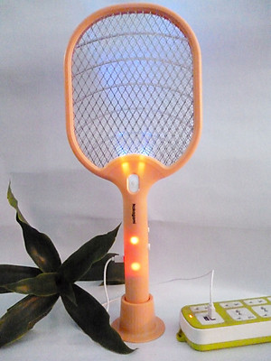 Vợt Muỗi 3 Trong 1 Nakagami - Giao Màu Ngẫu Nhiên