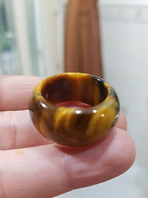 Nhẫn Nam Đá Mắt Hổ Vàng Nâu Tiger Eyes Tự Nhiên đậm bóng đẹp mới ni 20mm x Cao 12mm / 11mm dầy 4mm nam mệnh Kim mệnh Thổ mệnh Thủy đeo ni 20mm rẻ đẹp ạ