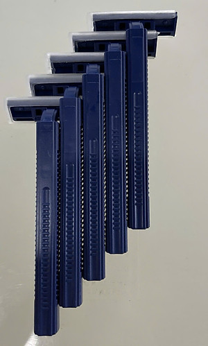 Dao Cạo Râu 2 Lưỡi Kép Thân Nhựa Dành Cho Nam Giới Avatar (Set 5 Cây)