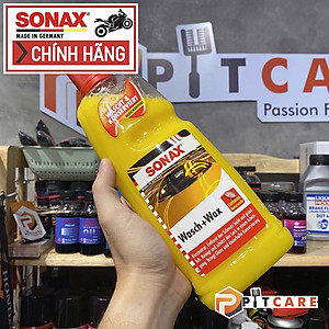 Nước rửa xe và wax bóng sơn kết hợp Sonax Wash & Wax 313341 1000ml