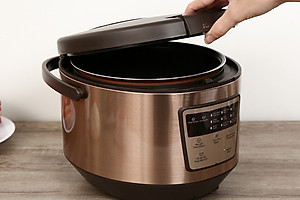 Nồi cơm điện tử Kangaroo 1.8 lít KG18DR7 - Hàng chính hãng