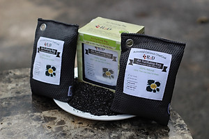 Túi hút ẩm than hoạt tính gáo dừa khử mùi và lọc không khí cho xe hơi chính hãng R2D (hộp 2 túi Lớn)