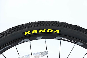 Xe đạp thể thao CALLI 1600 Pro Khung hợp kim nhôm cao cấp, có 2 kích cỡ lựa chọn phù hợp với người cao 1m44 trở lên