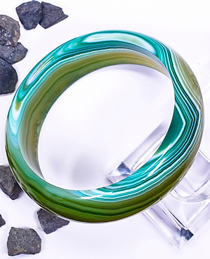 Vòng tay đá mã não xanh bản dày mệnh mộc hỏa - Ngọc Qúy Gemstones