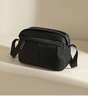 Túi đeo chéo nữ phong cách dễ thương – BEE GEE DCNU1049