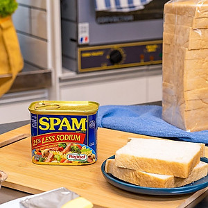 Thịt Hộp SPAM Giảm Mặn 340g - Nhập Khẩu Mỹ | Hormel SPAM Less Sodium 340g