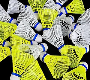 Quả cầu lông nhựa Kiotool đánh ngoài trời bền đẹp