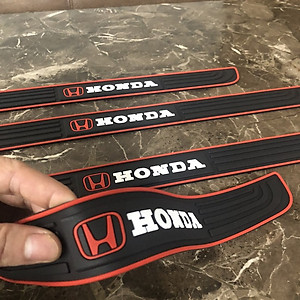 Bộ 4 miếng nẹp bước chân chống trơn trượt, trày xước xe ô tô, xe hơi cao cấp