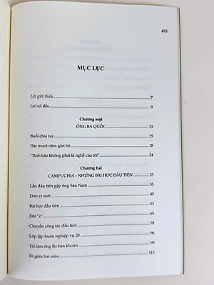 Sách - Người Thầy (Truyện) - Nguyễn Chí Vịnh - Bìa Mềm