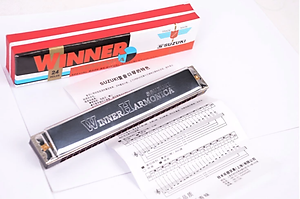 Kèn Harmonica Suzuki Winner W-24 Lỗ Tremolo Tone C Đô Trưởng