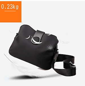 Túi đeo chéo nữ phong cách dễ thương – BEE GEE DCNU1083