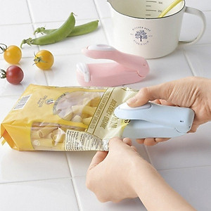 Máy Hàn Miệng Túi Mini Nhật Bản Hàn Nilon Cầm Tay Bảo Quản Thực Phẩm Cho Đồ Ăn Tươi Ngon Hơn (Giao Hàng Ngẫu Nhiên)