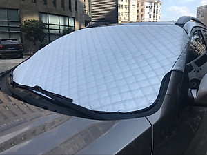 Bạt che nắng kính ô tô 3 lớp chất liệu vải Peva cách nhiệt