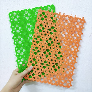 Tấm Lót Chuồng Lót Sàn Chống Trơn Trượt Bằng Nhựa Dẻo Cho Chó Mèo 20x30 Cm 