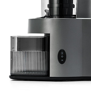 Máy ép chậm Elmich JEE-8759, công suất 240W mạnh mẽ ép kiệt bã, giữ lại chất dinh dưỡng và hương vị trong trái cây,độ ồn dưới 58dB, ép kiệt tới 98% - Hàng chính hãng