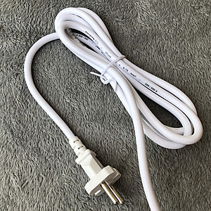 Ổ Cắm 6 Lỗ 3 Chấu Dây 2 Mét Điện Quang ĐQ ESK 2WR 63ECO - Trắng Đỏ