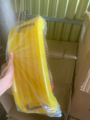 Xích đu nhựa cứng cáp