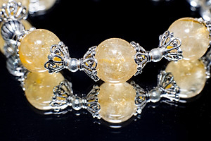 Vòng phong thủy Thạch anh vàng (Citrine) tự nhiên AAAA  #VT025